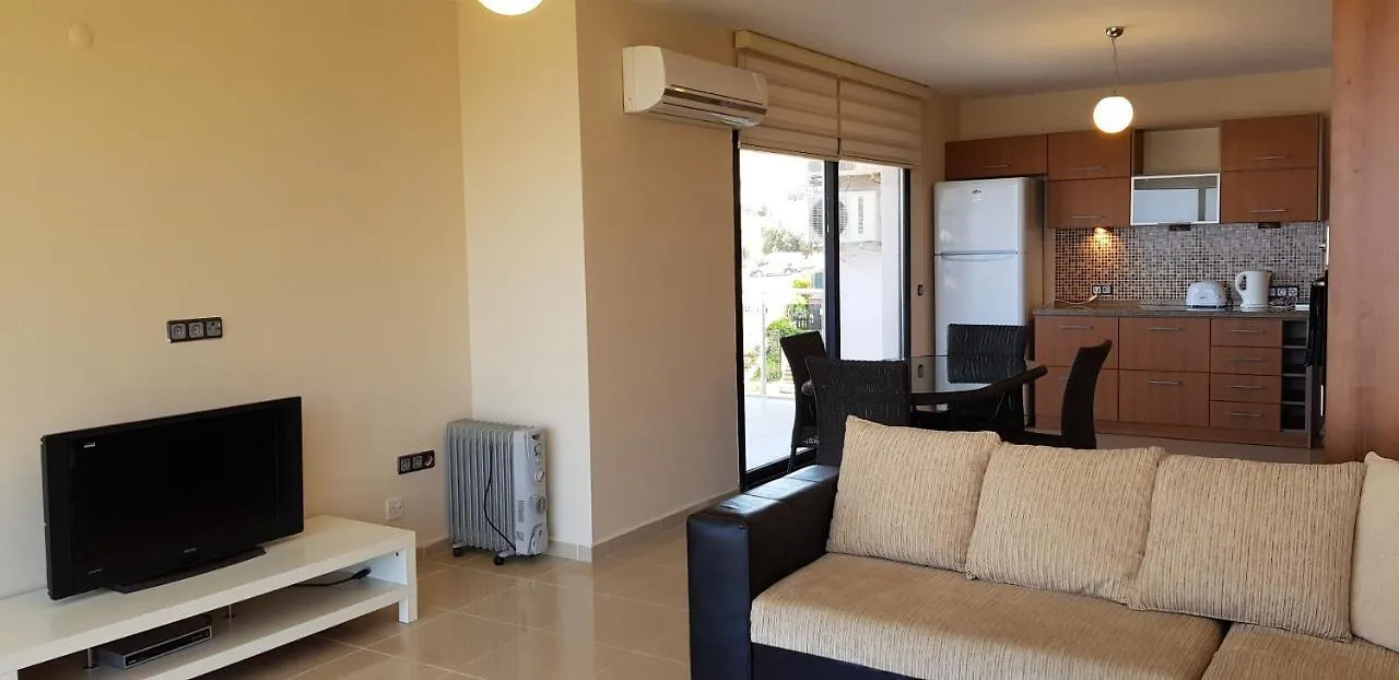 Whispering Sands Self Catering Apartment Resort クシャダス