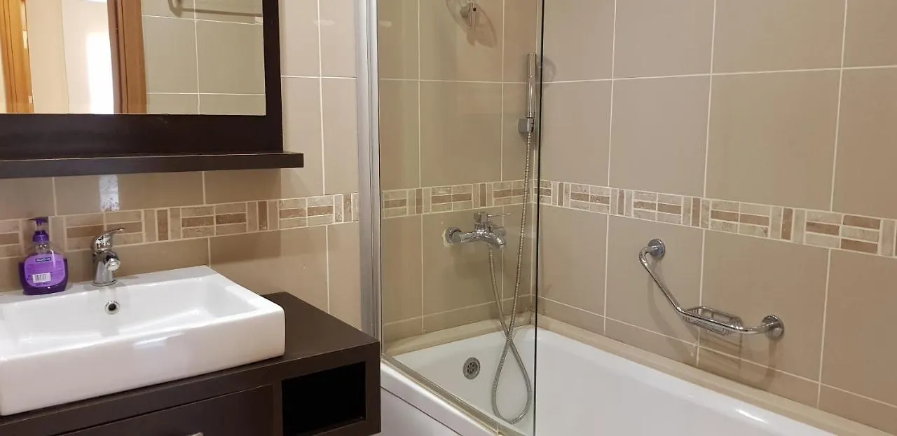 Whispering Sands Self Catering Apartment Resort Кушадасы